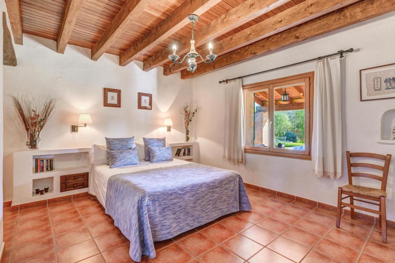 Vaja Villa