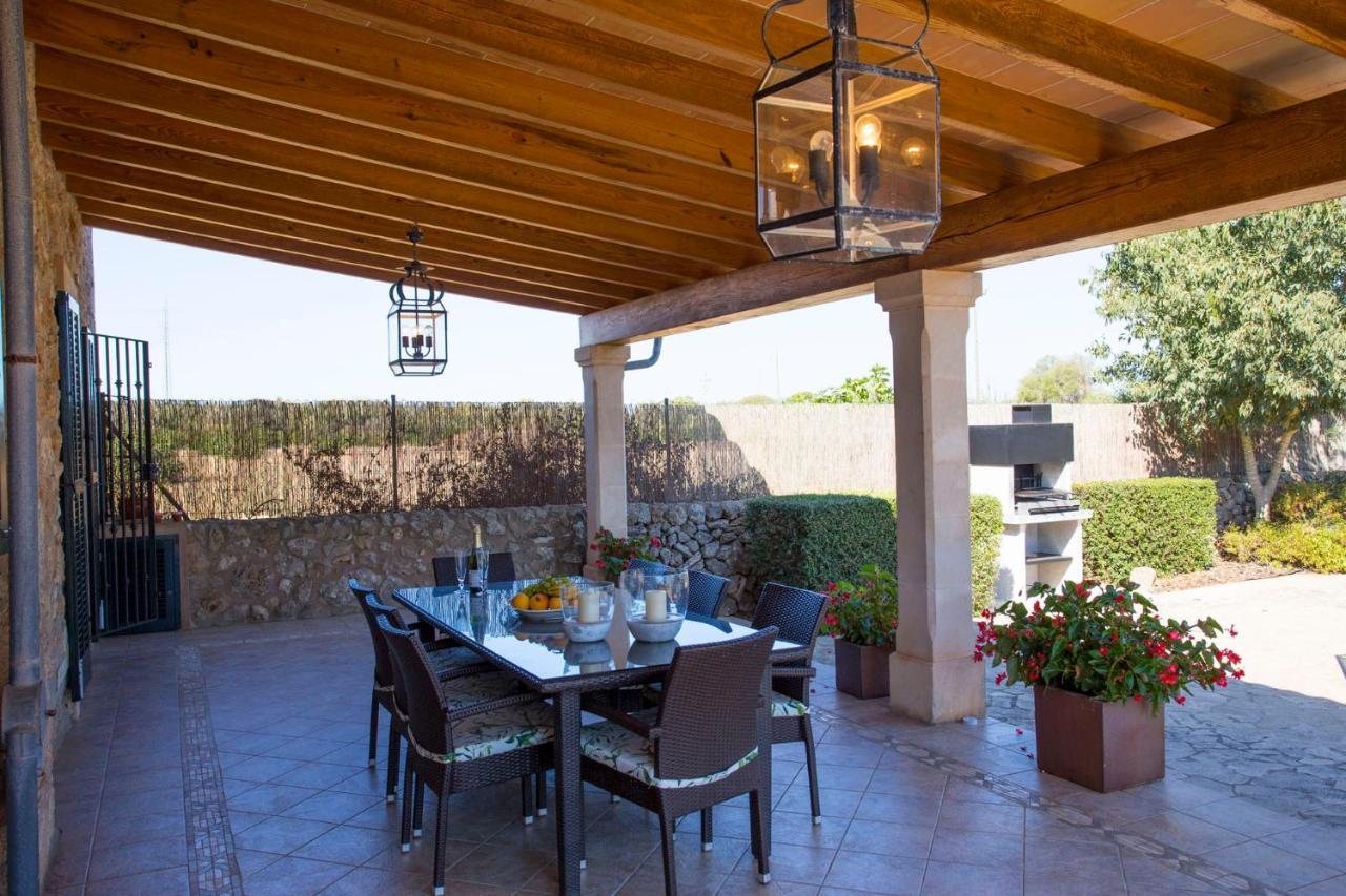 Villa Peroti / *