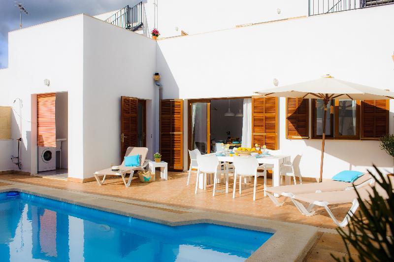 Peral Villa *