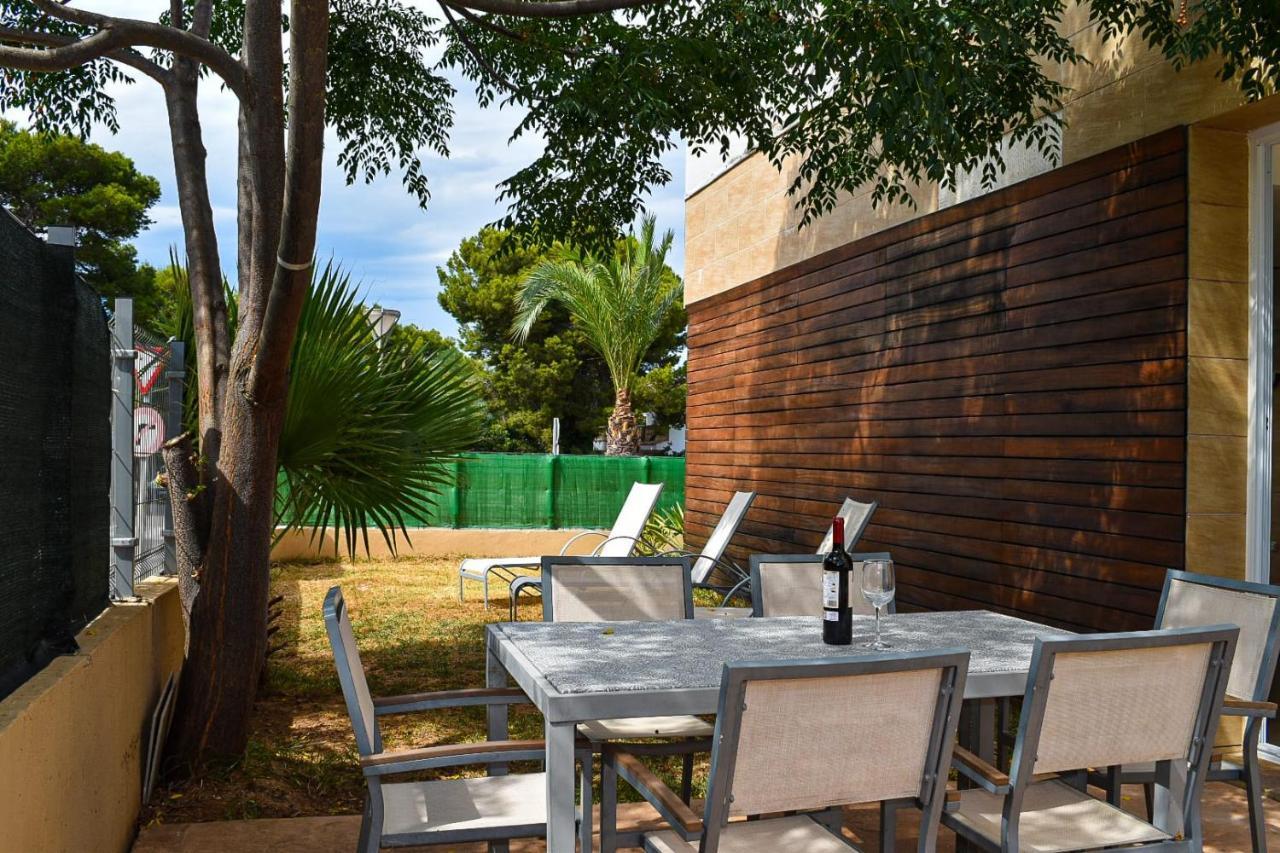Semi Detached Right Side Сasa de vacaciones *