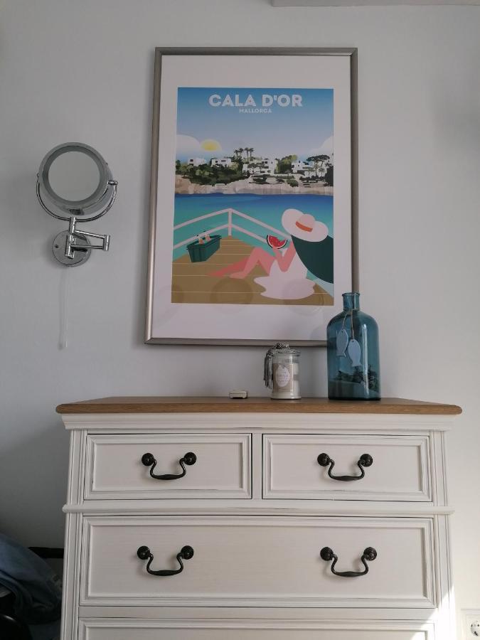 Marina Calador Harbourview: Seaside Oasis With Pool And Garden Apartment *