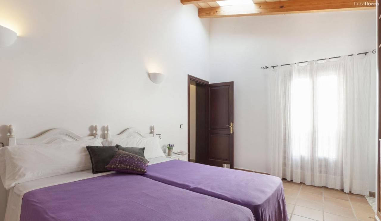 Ses Cames Roges Holiday home
