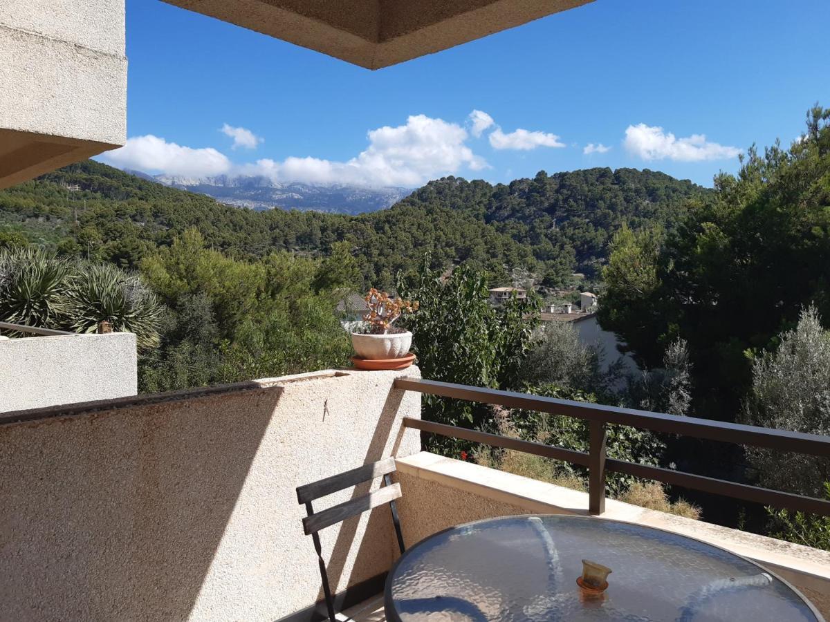 Moderno Con Vista A La Montaña