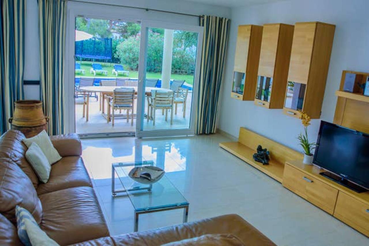 With 5 Bedrooms In With Private Pool And Wifi Fenalitx (Fenalich)