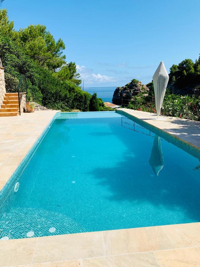 Cala * Deià (Deyá)