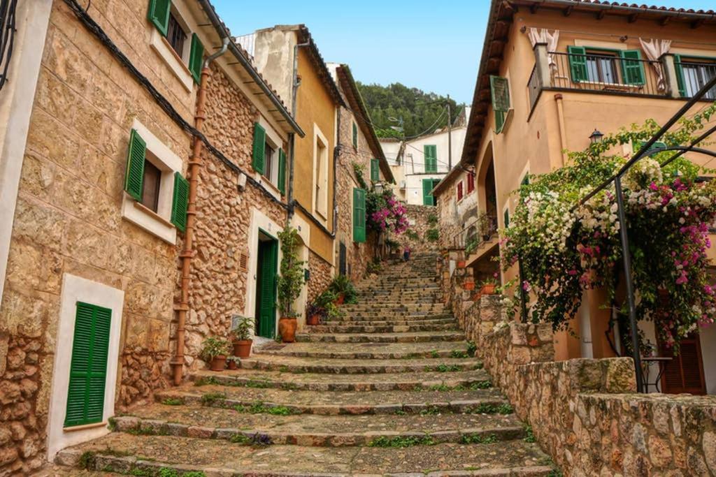 Сasa de vacaciones Ca Na Mar: Charming House In The Heart Of Bunyola, Tramuntana *