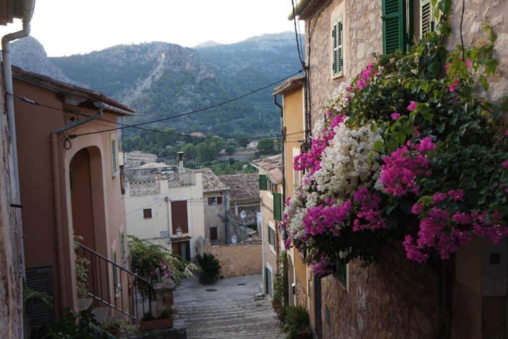Сasa de vacaciones Ca Na Mar: Charming House In The Heart Of Bunyola, Tramuntana Bunyola (Buñola)