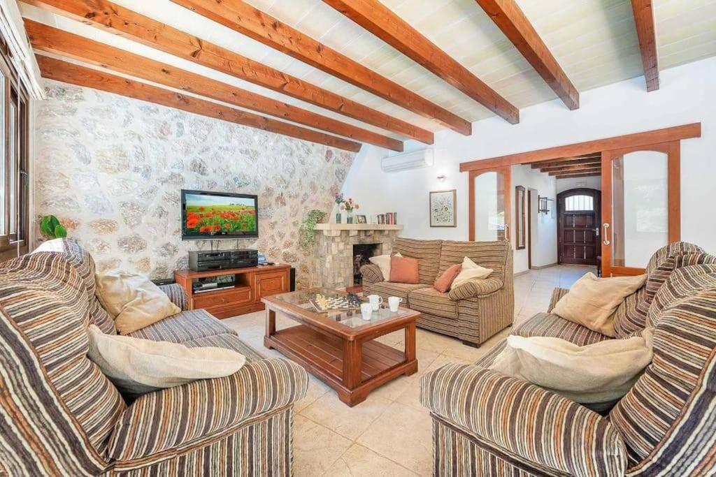 Alexandria Cala San Vicente 300m From The Villa *