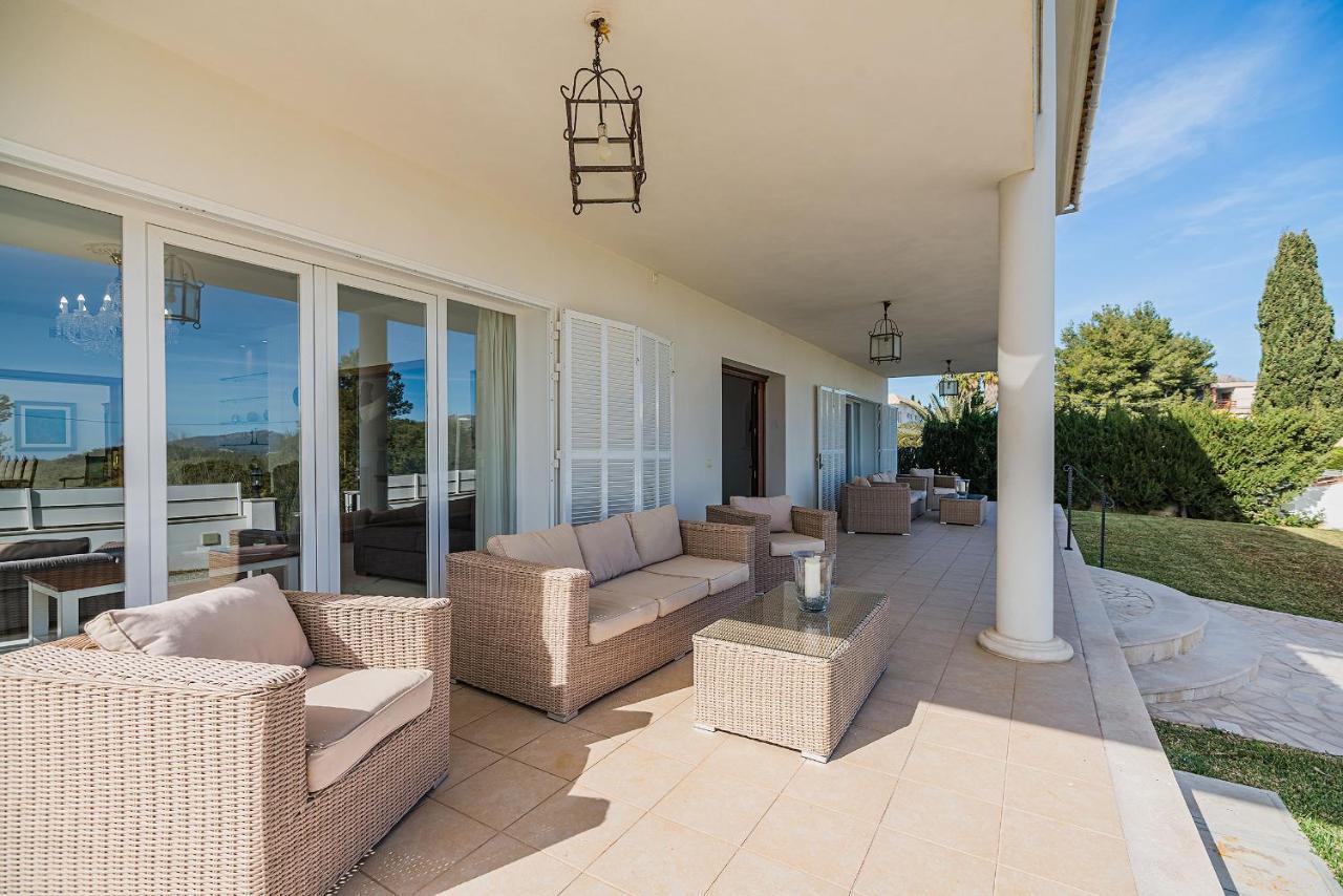 Quiros 2 Villa *