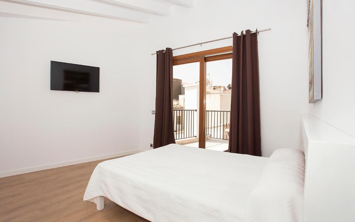 Holiday home Antigua Casa De Pueblo Sant Sebastia *