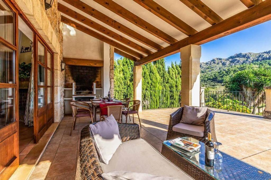 Pretty Close To Cala San Vicente, Special Prices Hire Car For Guests Villa *