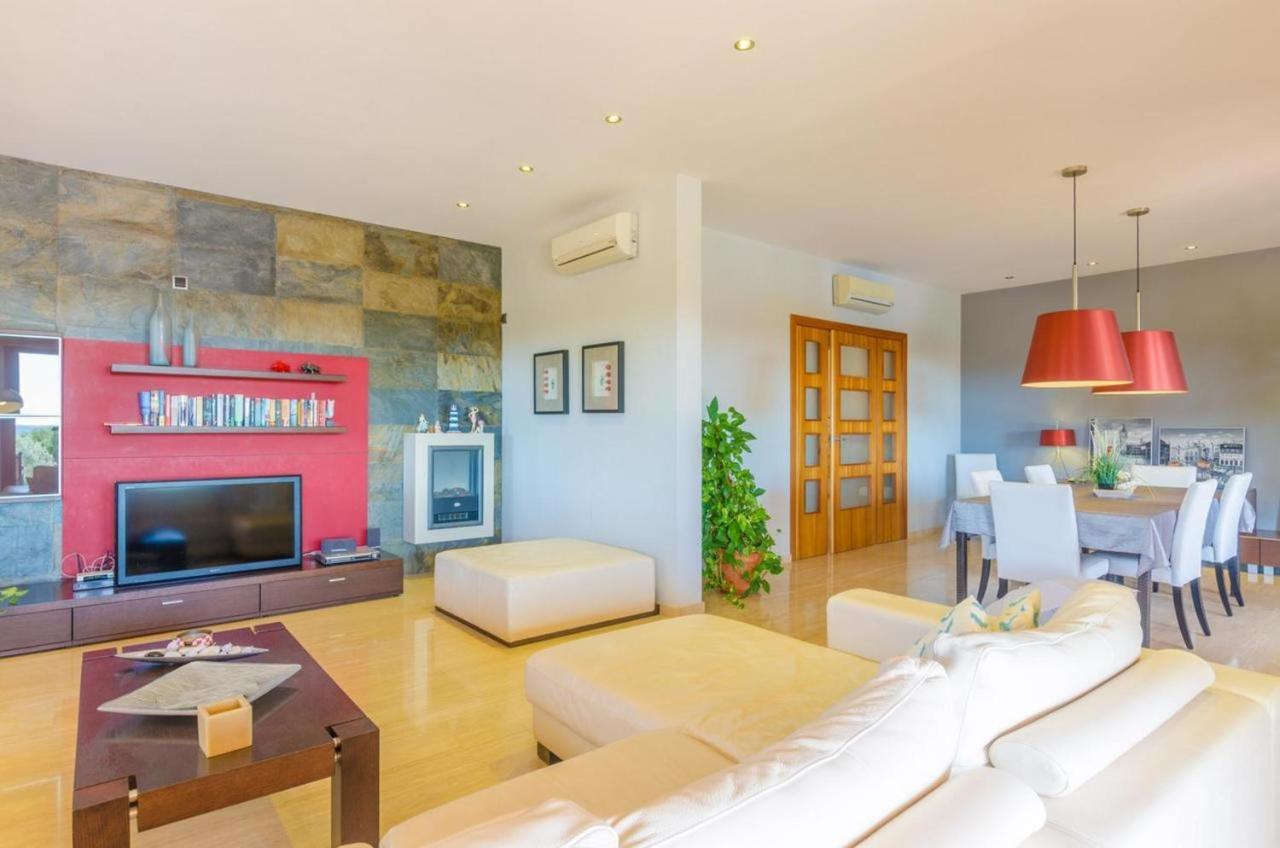 Charming With Private Pool In Illes Balears *