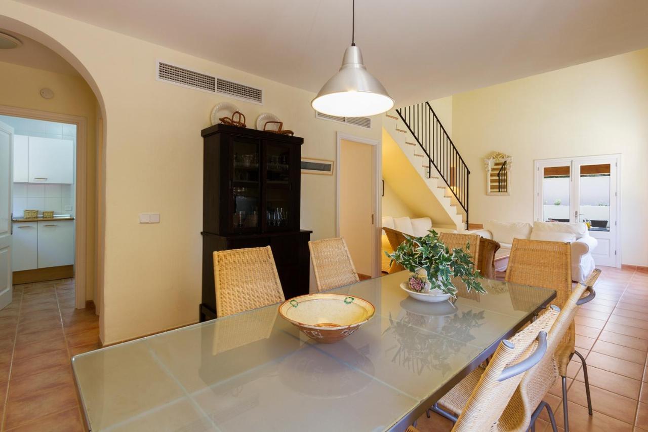 Villa Elegant In With Private Pool *