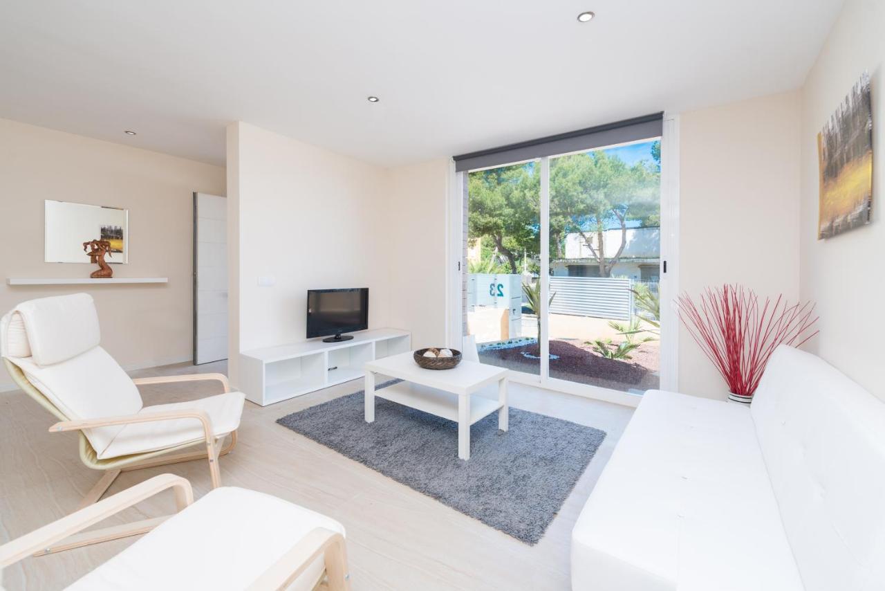 Semi Detached Chalet Right Side