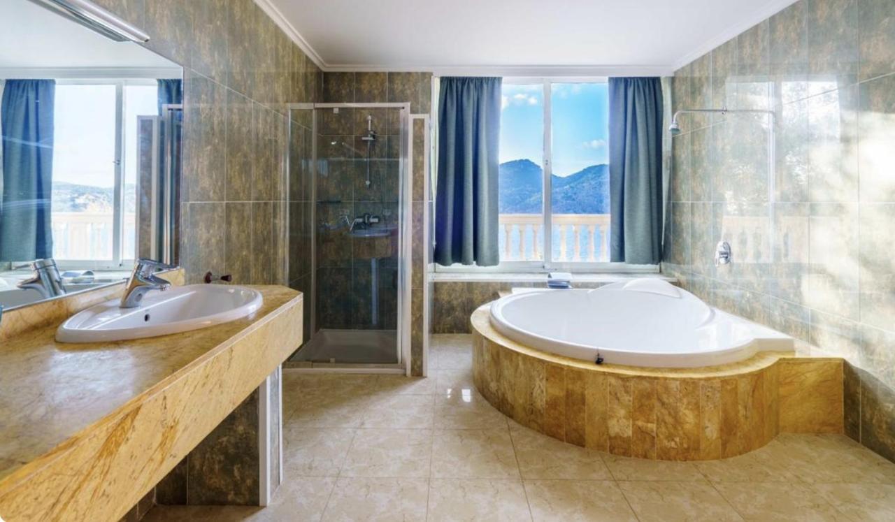Villa Camp De Mar, Sea View