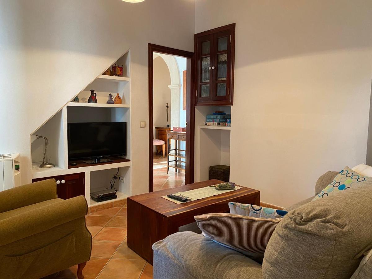 Casa En El Centro De Pollensa, A 10 Metros De La Escalinata Del Calvario, 6 Personas, Con Wifi Y A.c * Pollensa