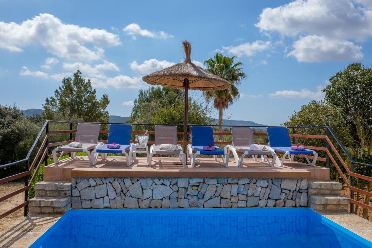 Son Vorera, Situada En Colina, Con Piscina. Сasa de vacaciones *