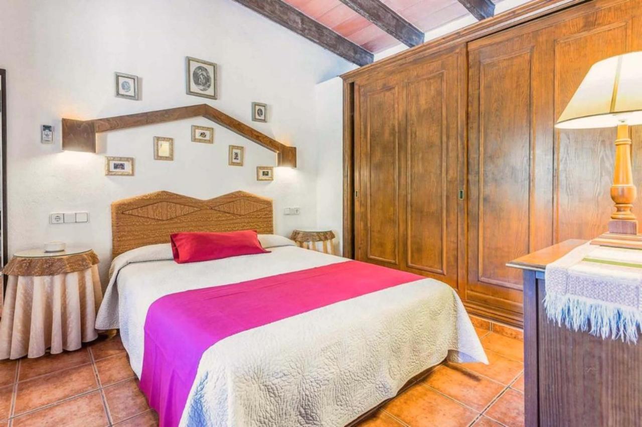 Es Refugi Villa