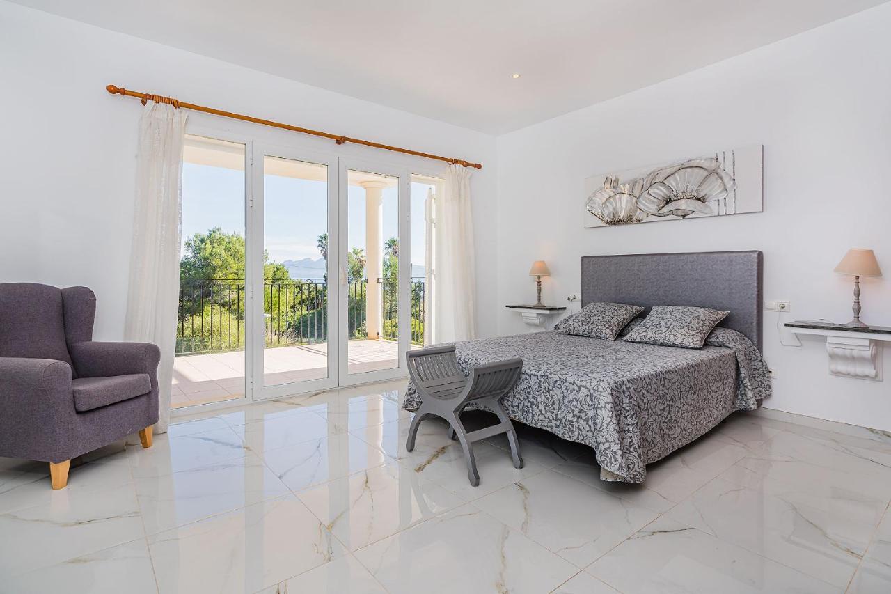 Quiros 2 Villa *