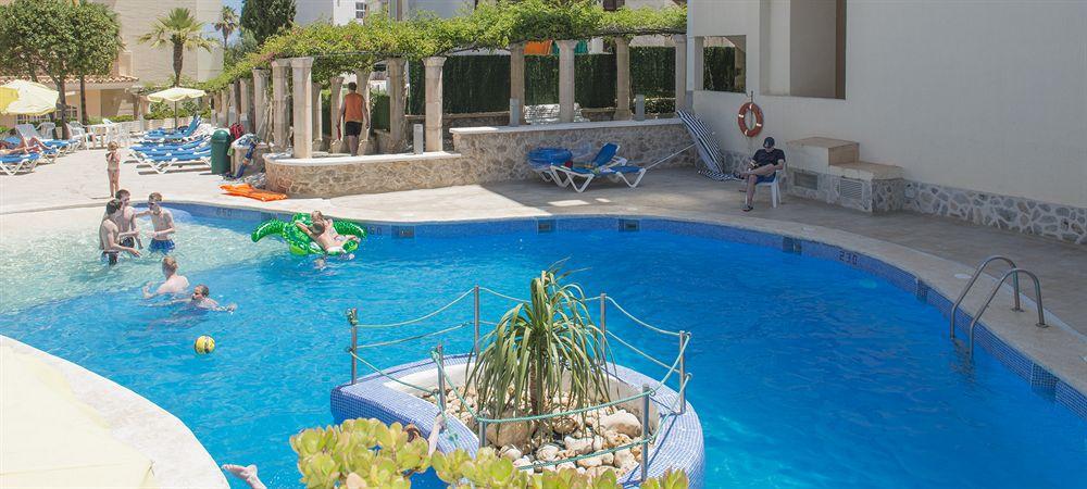 Globales Cala Bona Hotel