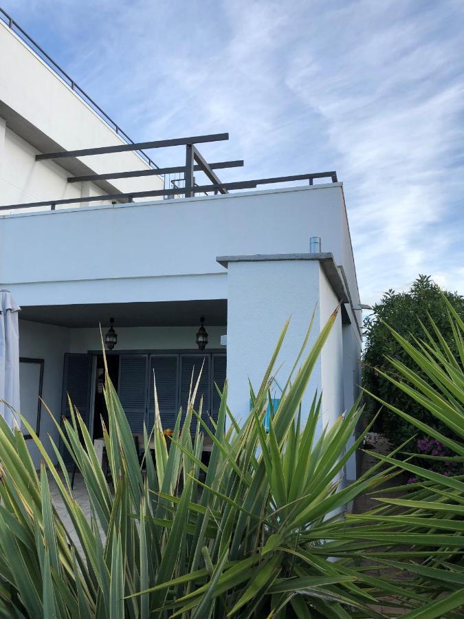 Villa 15 - Beachhouse Luxury - 300m - Wifi - Klima