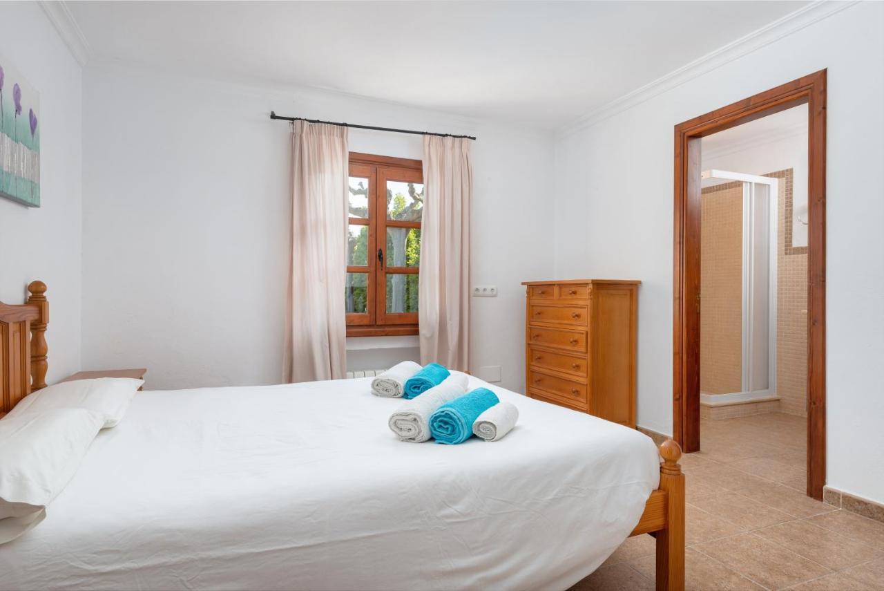 Villa Sea Views Villa, Pou D'ambroitx, With Pool And Garden In