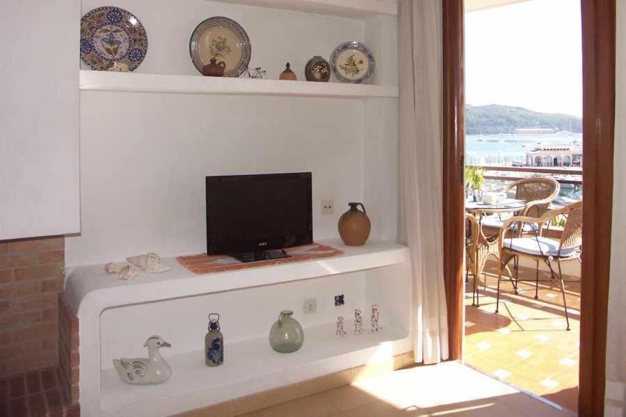 Apartment Apartamento En Primera Linea Para 4 Personas Port de Pollenca