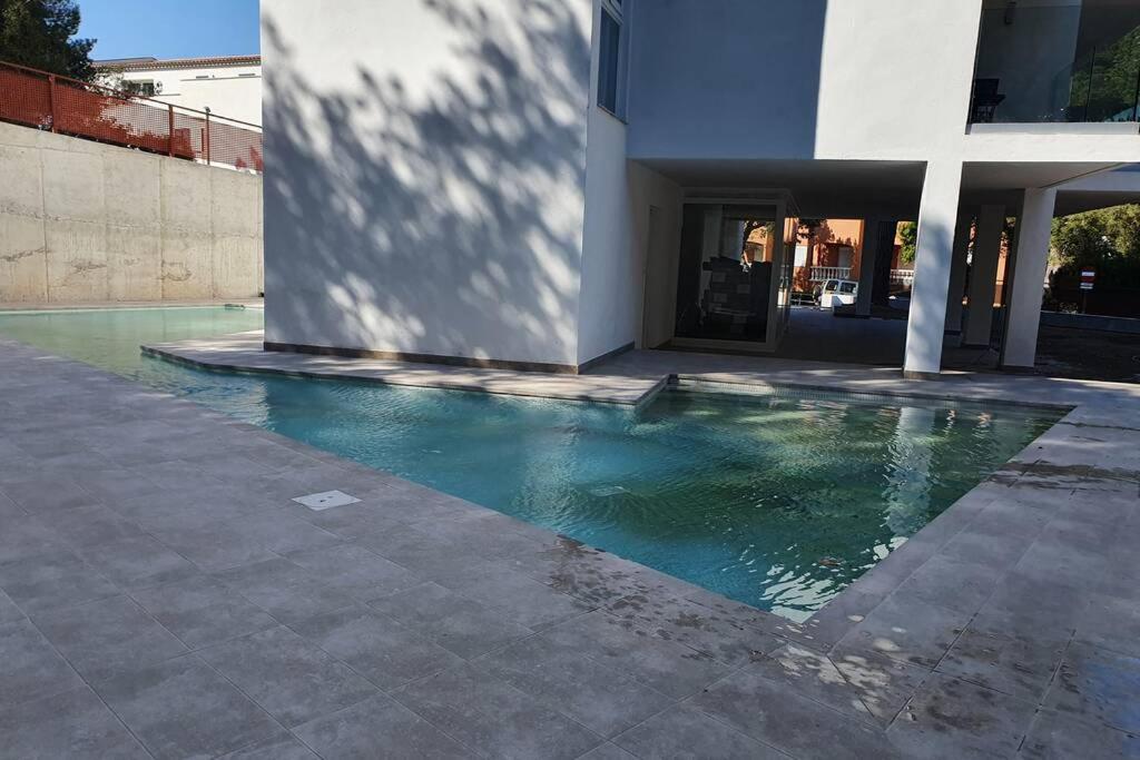 Sea View 6d With Pool In Canamel