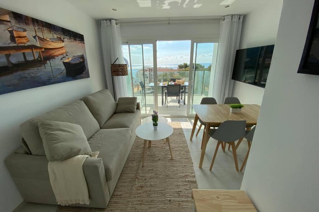 Sea View 6d With Pool In Canamel