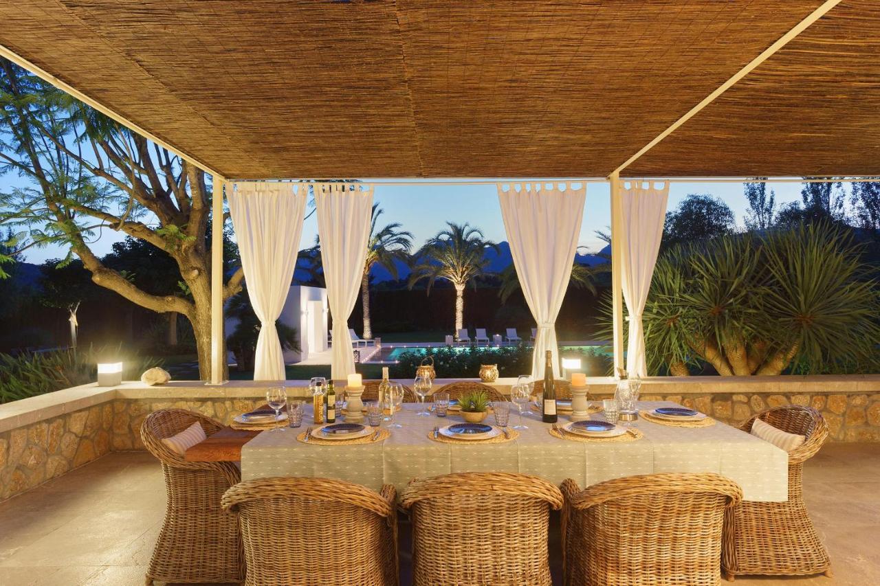 Playa Llenaire Villa *