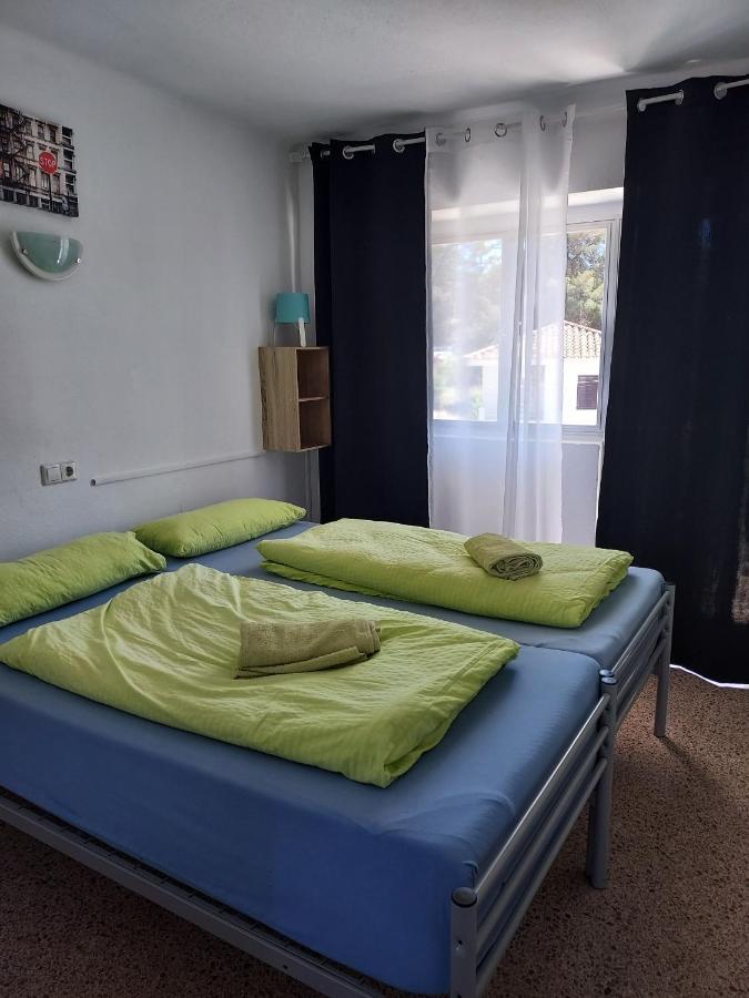Hostal Residencia Orsi Hostel *