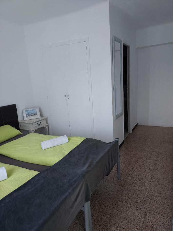 Hostel Hostal Residencia Orsi