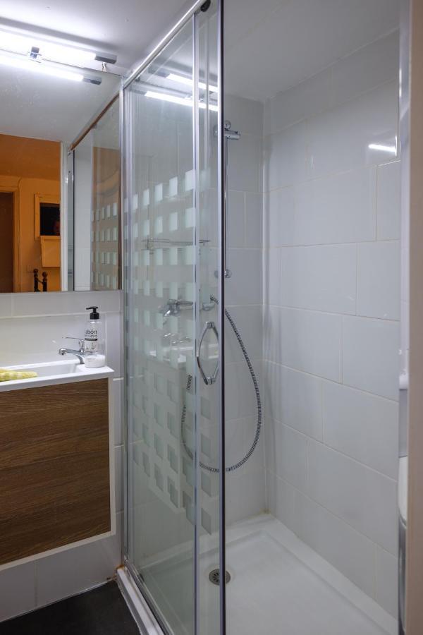 Hostal Residencia Orsi Hostel *