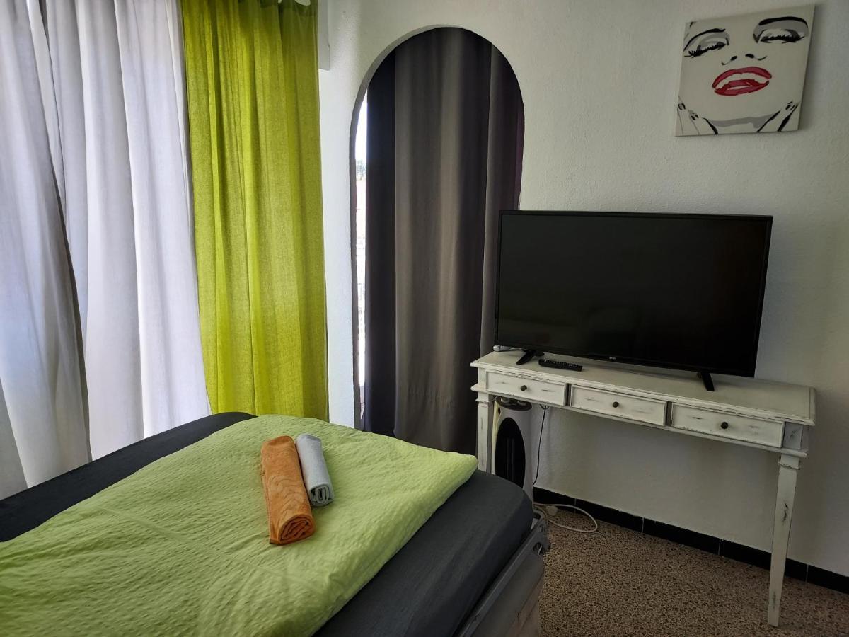 Hostal Residencia Orsi Hostel