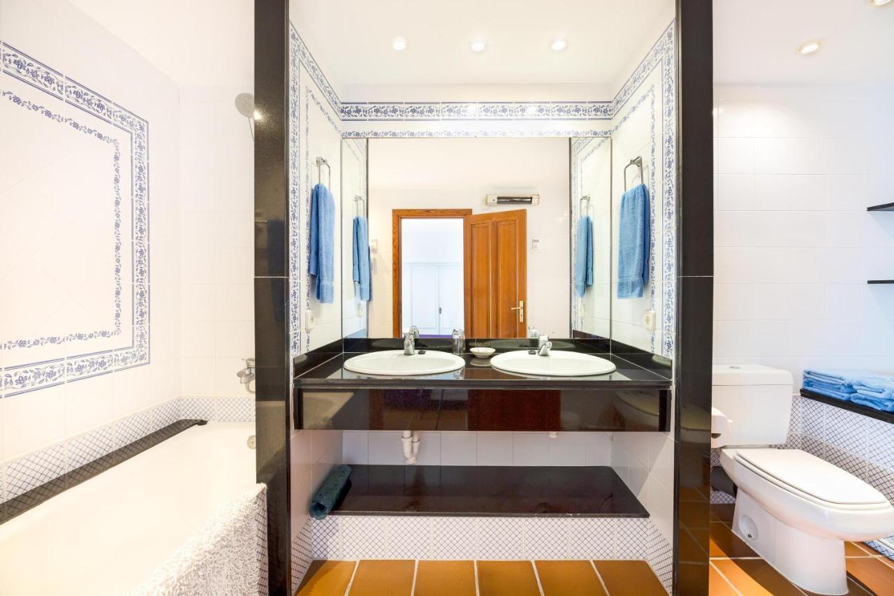 Es Mirador Villa *