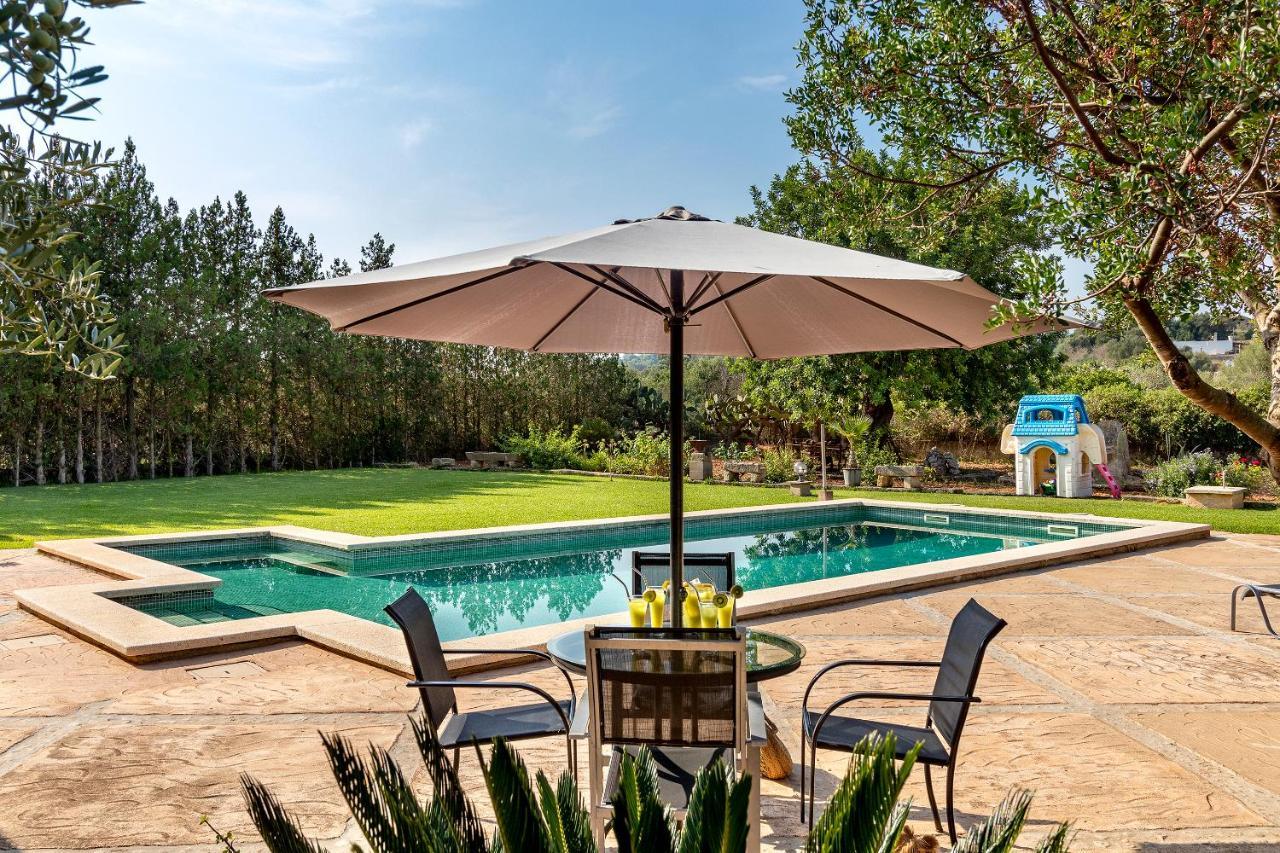 Holiday home With Amazing Pool In A Beautiful Rural Setting