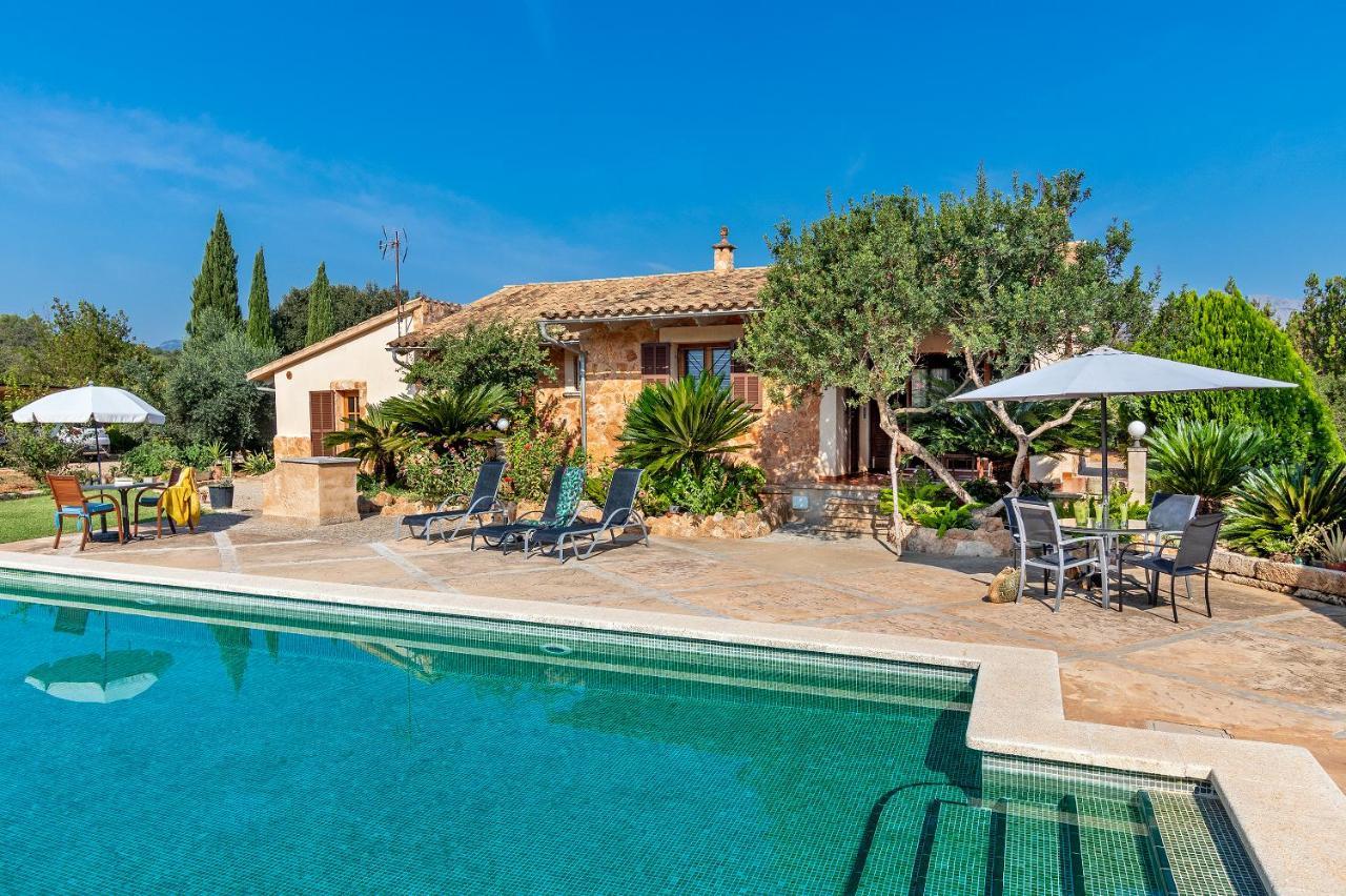 With Amazing Pool In A Beautiful Rural Setting Сasa de vacaciones Campanet