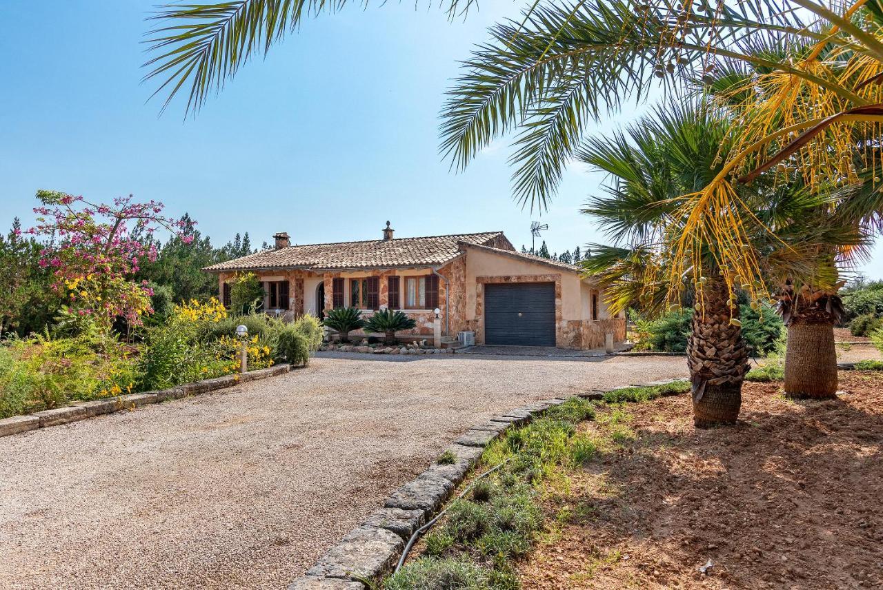 With Amazing Pool In A Beautiful Rural Setting Сasa de vacaciones