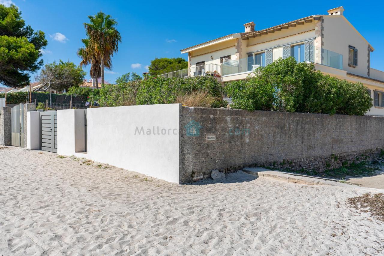 M4R 1 Villa Laura Front Line Beach House Villa *
