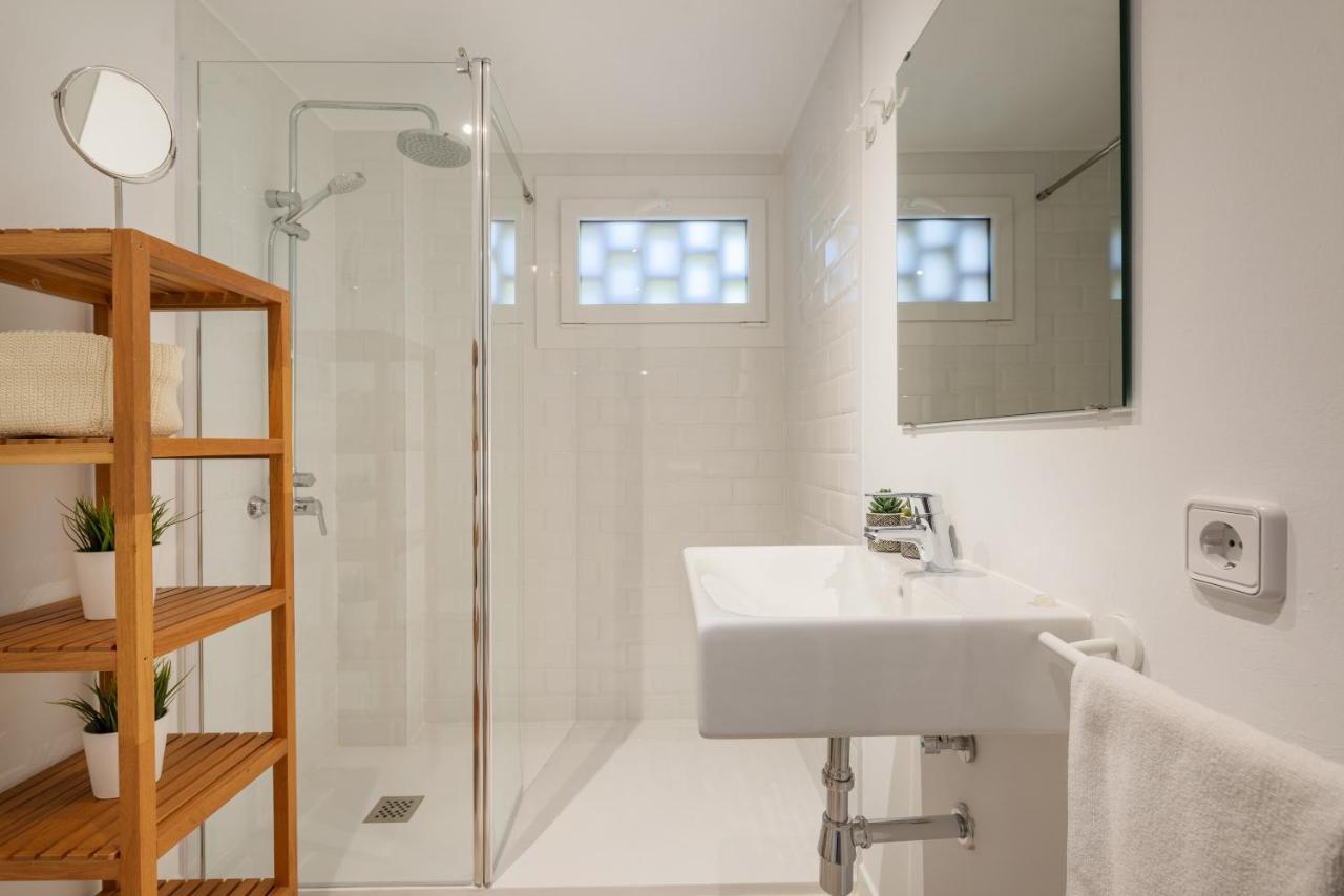 Roca Llenaire 1C Apartment *