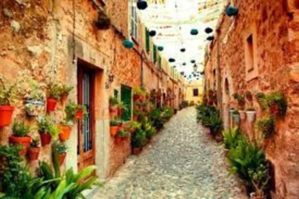 Family House For 6 People In Valldemossa Holiday home
