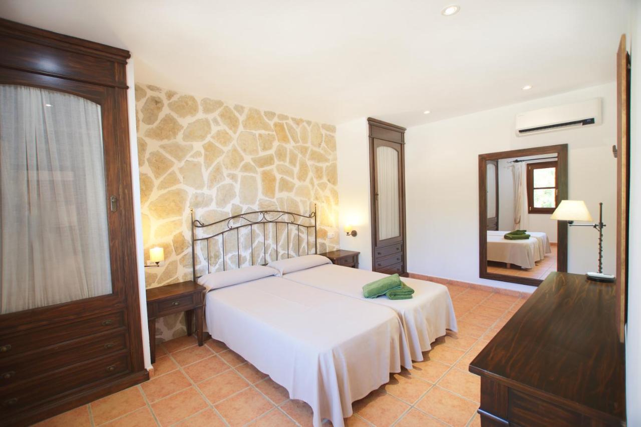 Son Marge Country house *