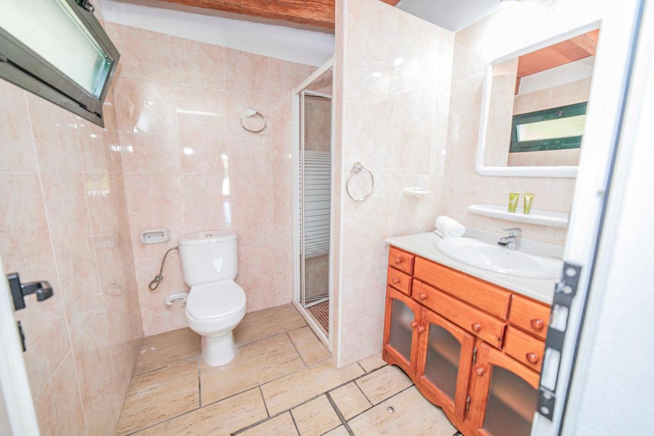 Sunset / Tirenet Villa