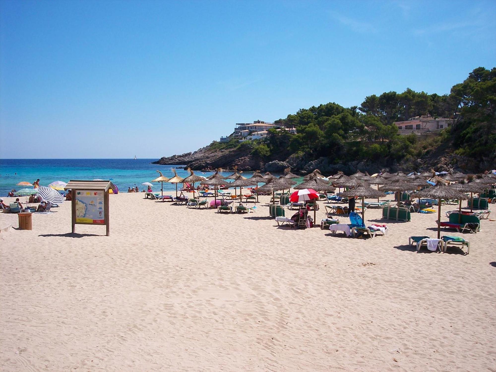 Fonda Palmeras Font de sa Cala