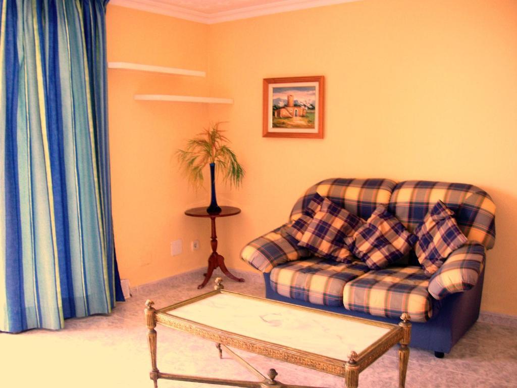 Triton Hotel