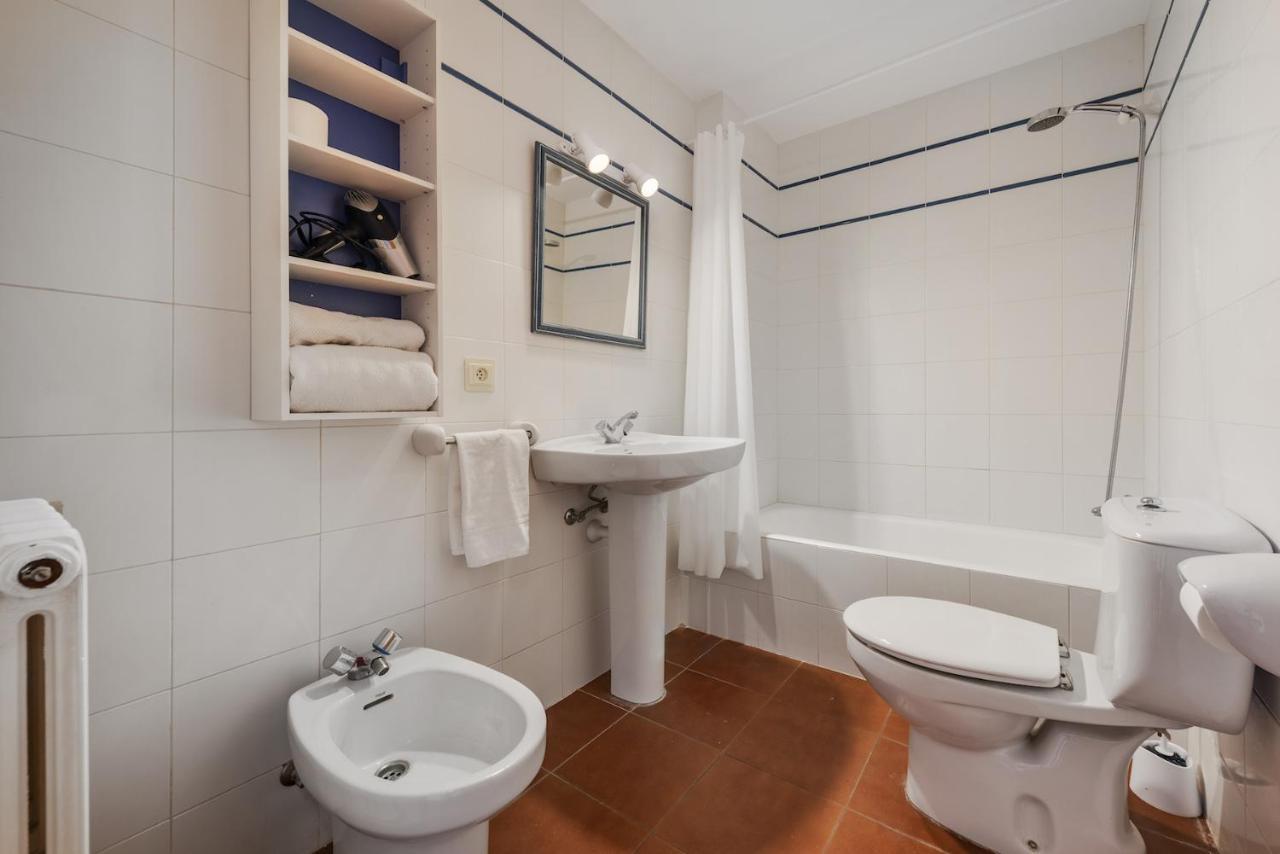 Bugambilia Apartment