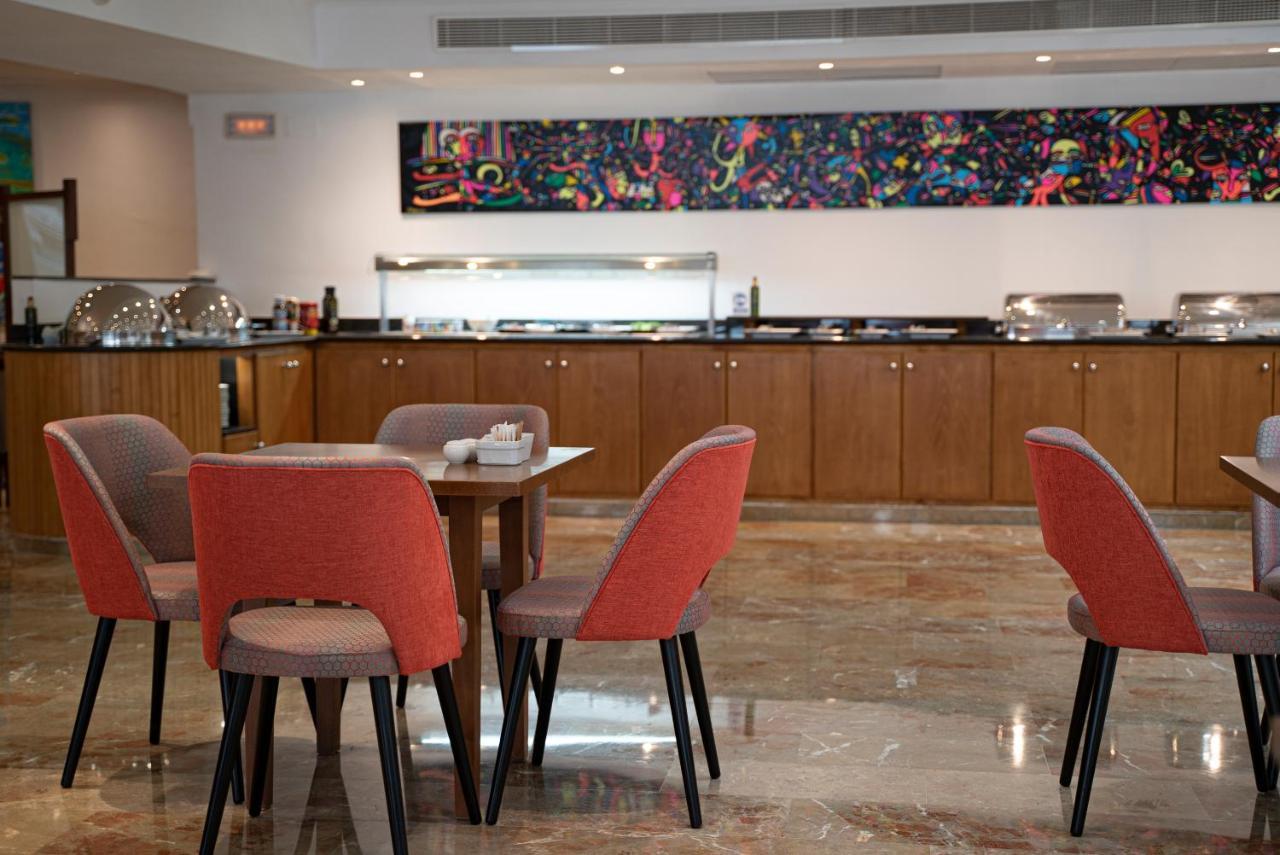 Armadams Hotel