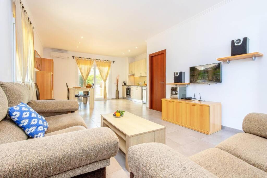 Lagoa In Cala Dor Holiday home *