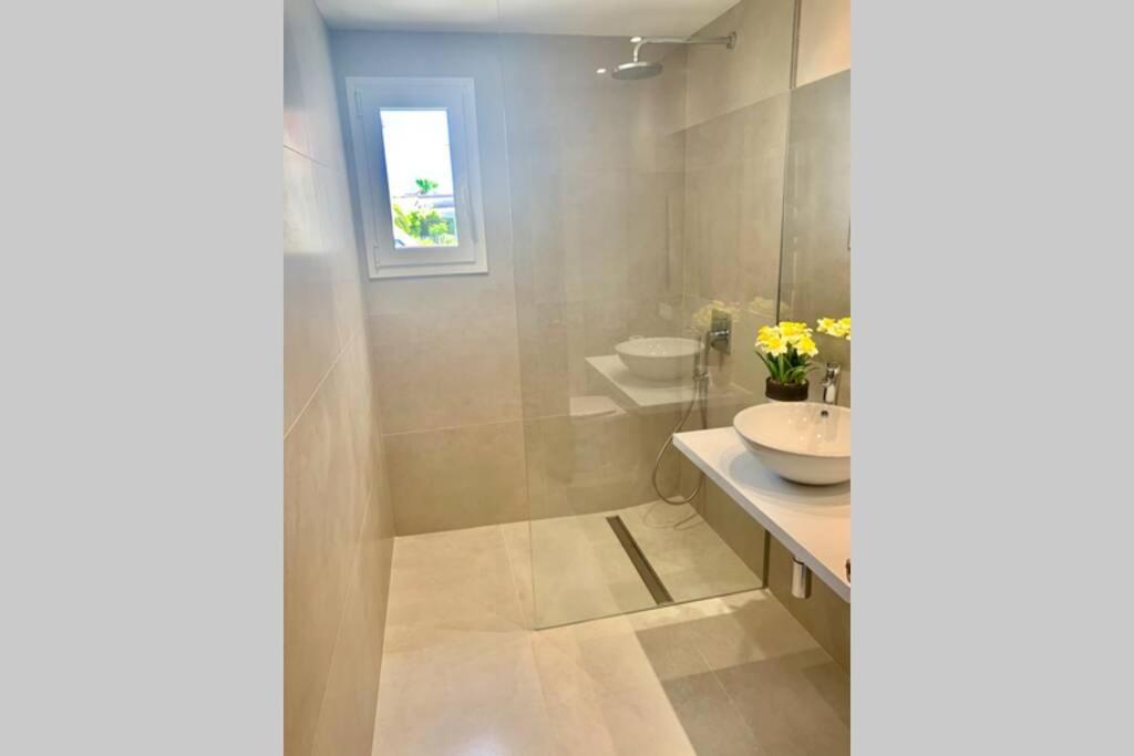 Holiday home Casa Piscina Doctor Fleming 51 *