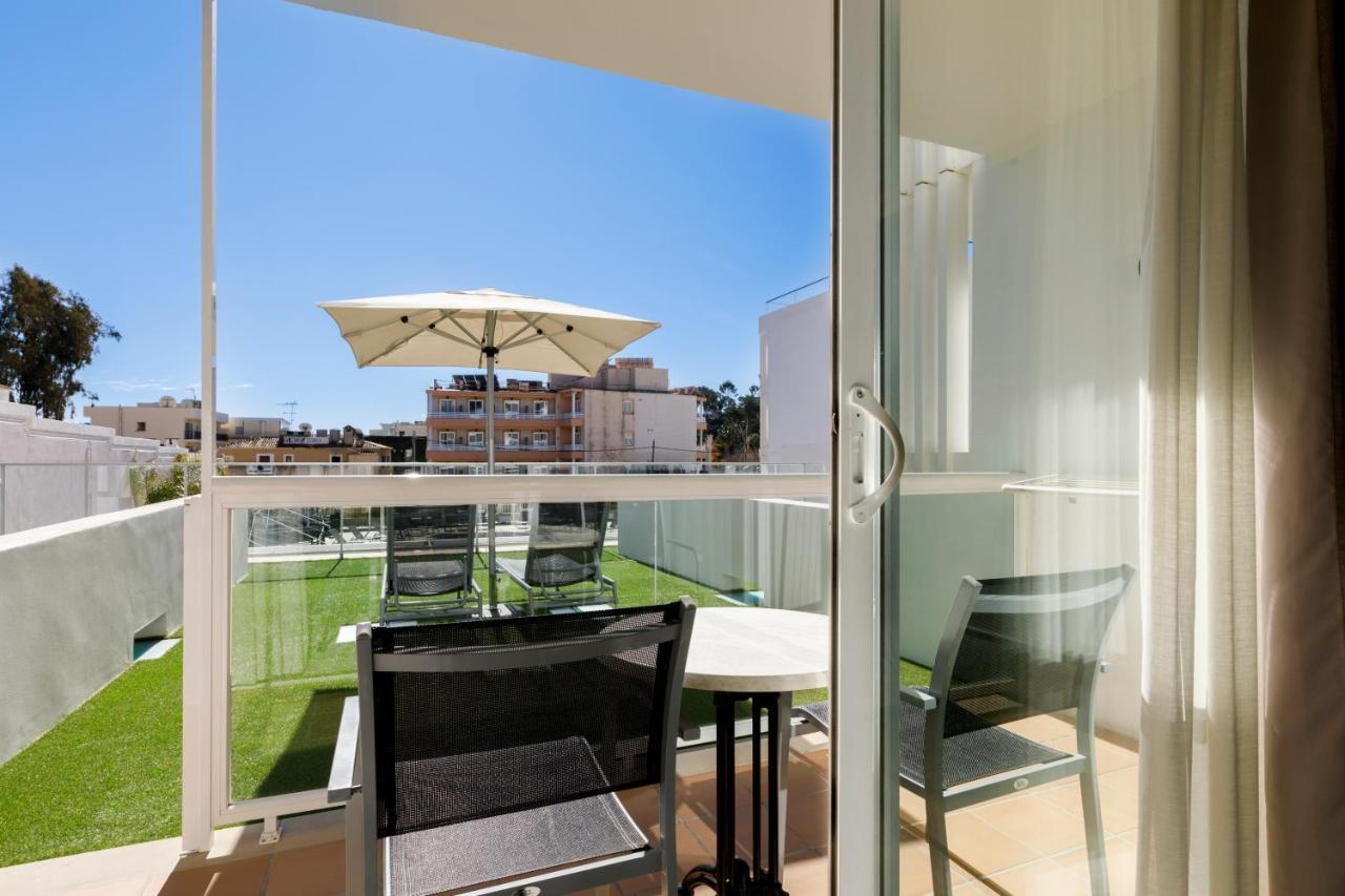 Y Paguera Apartahotel 4*